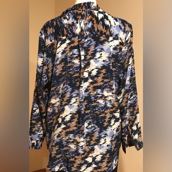 DEMART button down collard blouse  DEMART SZ. XXL - Picture 3 of 12